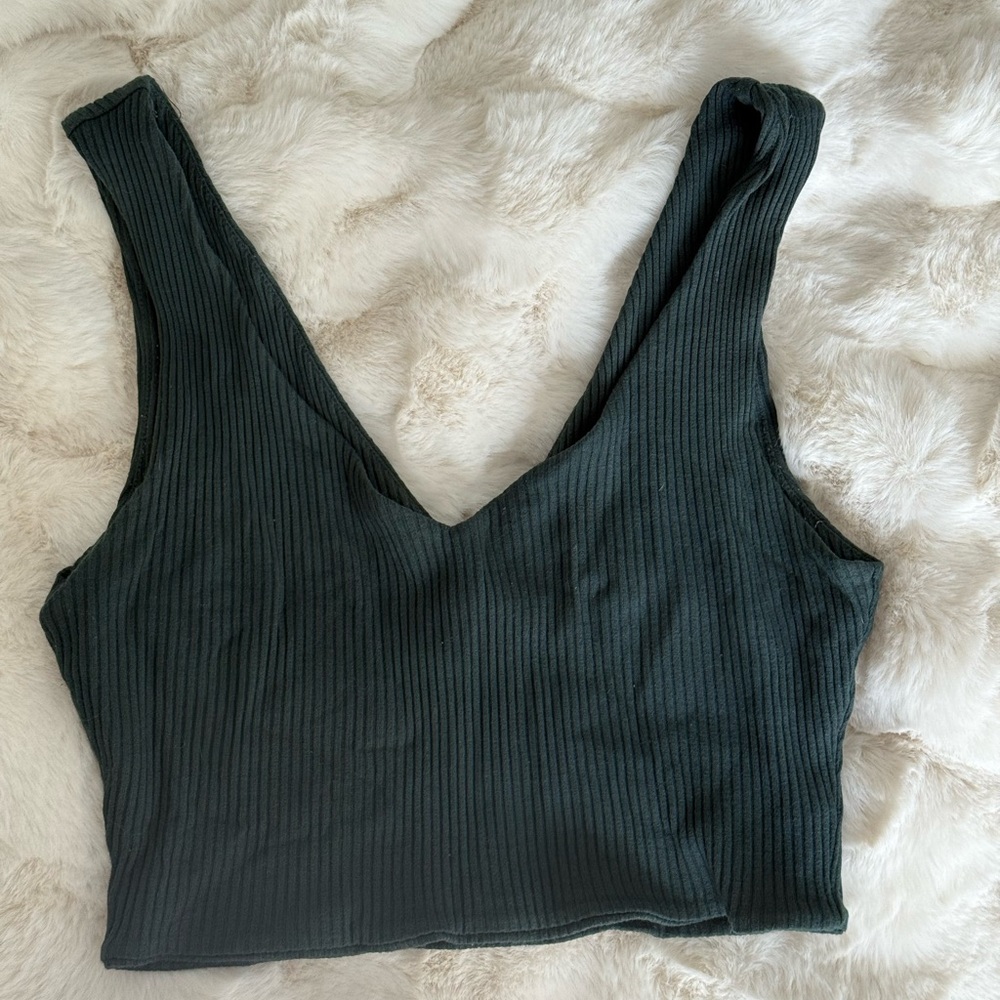 Amour Vert Green Ribbed Crop Tank Top - Picture 3 of 3